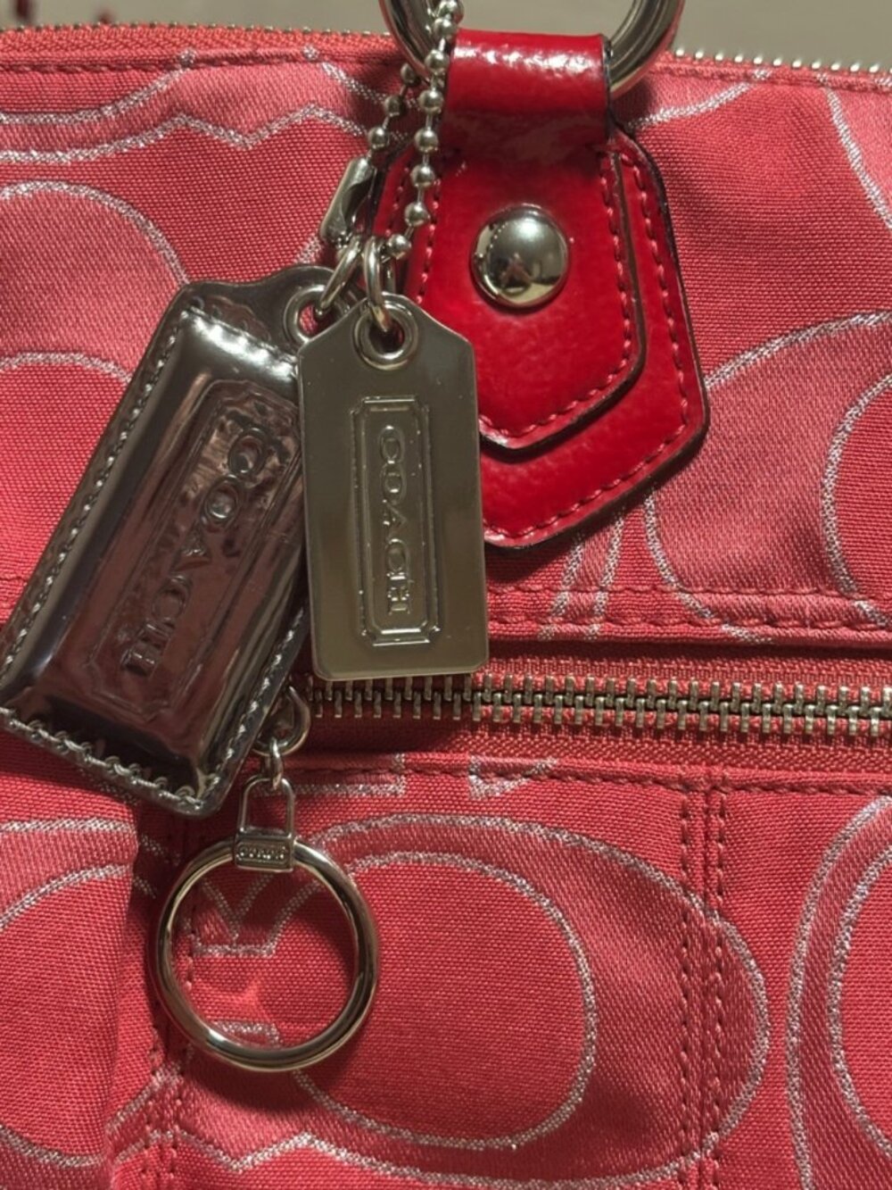 Coach Poppy Signature Shoulder Tote - Picture 5 of 12